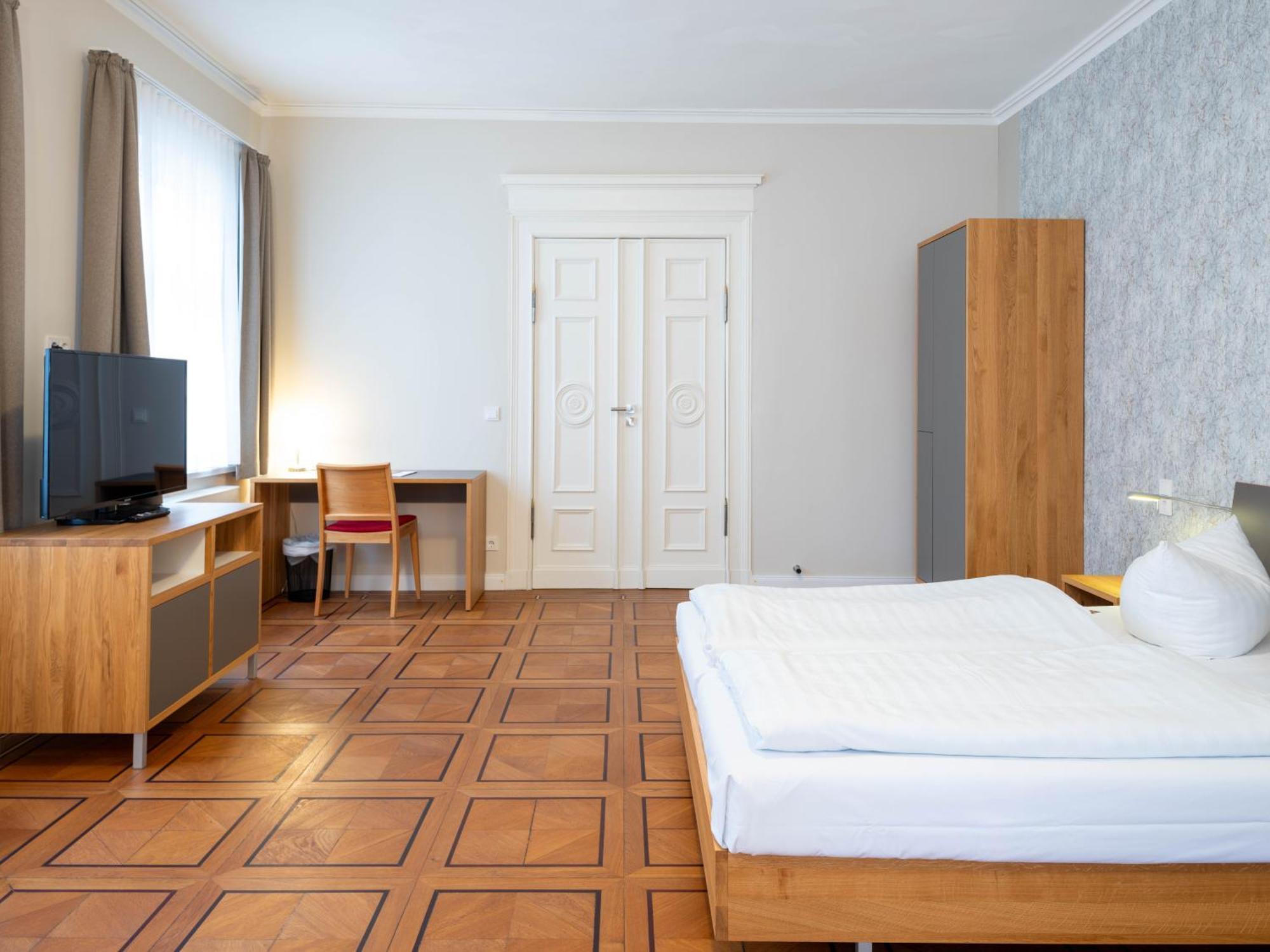 Gaestehaus Nikolai Erfurt Esterno foto